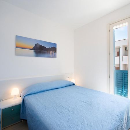 Itaca E Medea - Appartamenti Con Idromassaggio In Terrazza San Vito Lo Capo Luaran gambar